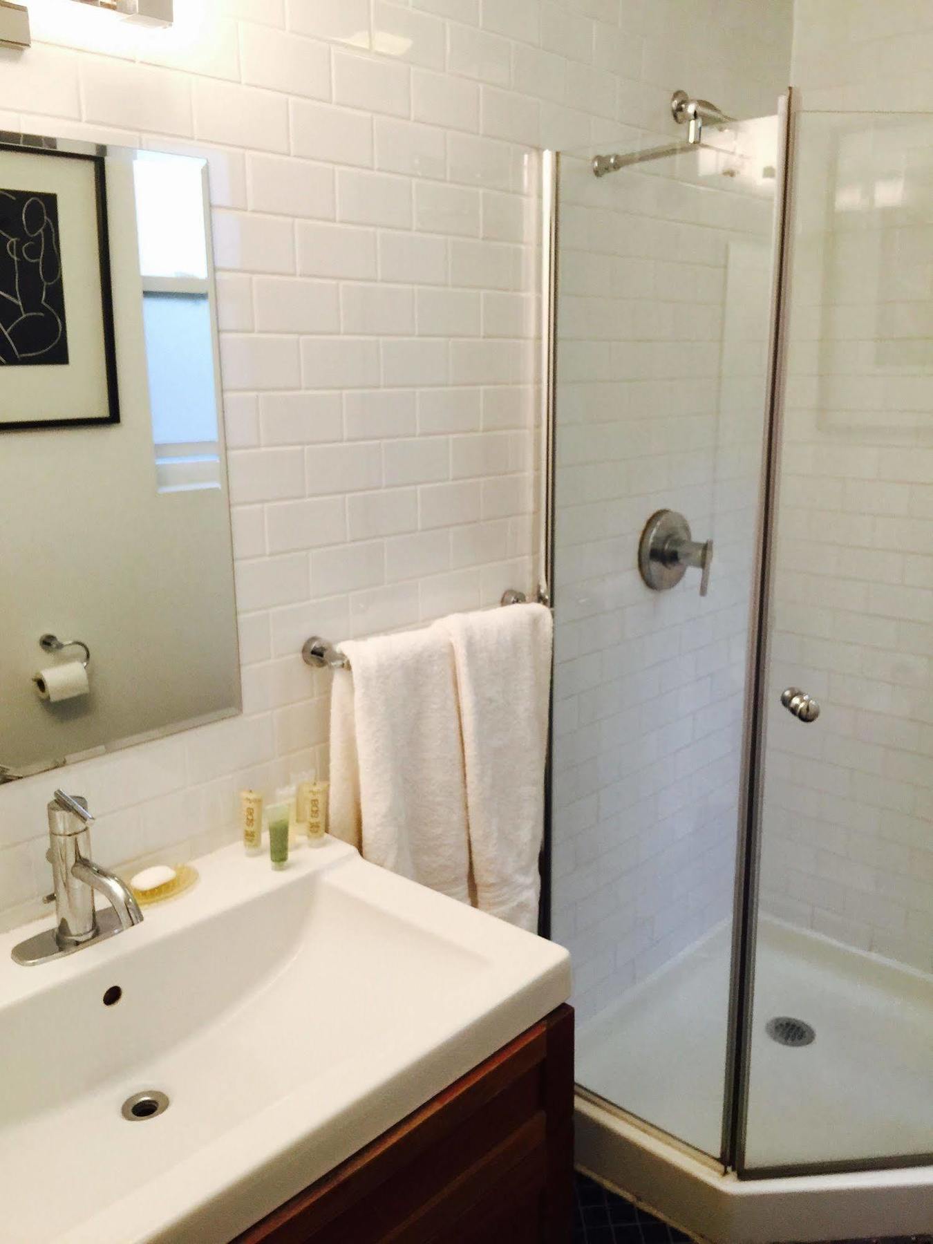 Bed and breakfast House 5863- Chicago's Premier Chicago